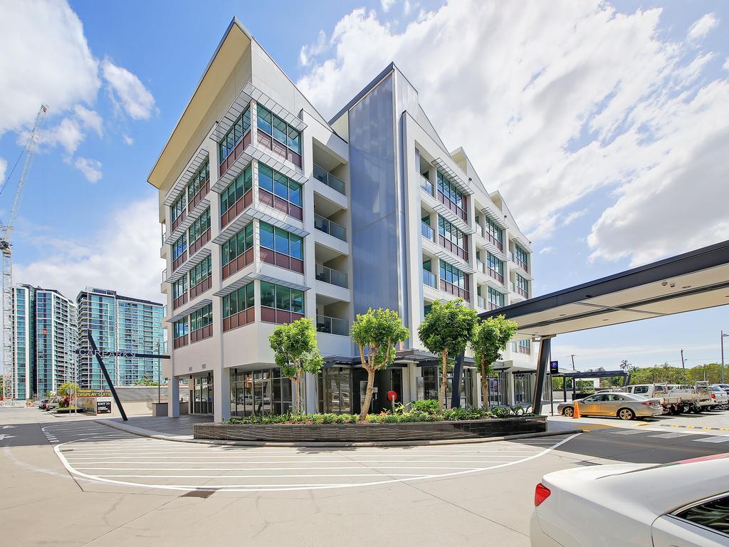 Link Portside Wharf Apartment Hotel Brisbane Exteriör bild
