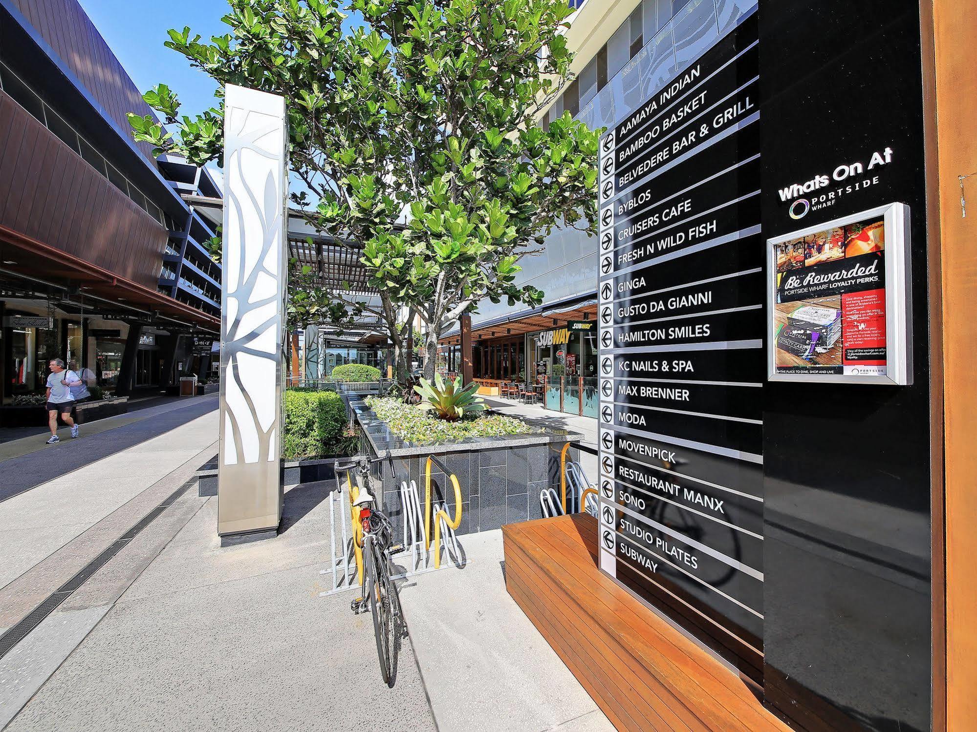 Link Portside Wharf Apartment Hotel Brisbane Exteriör bild