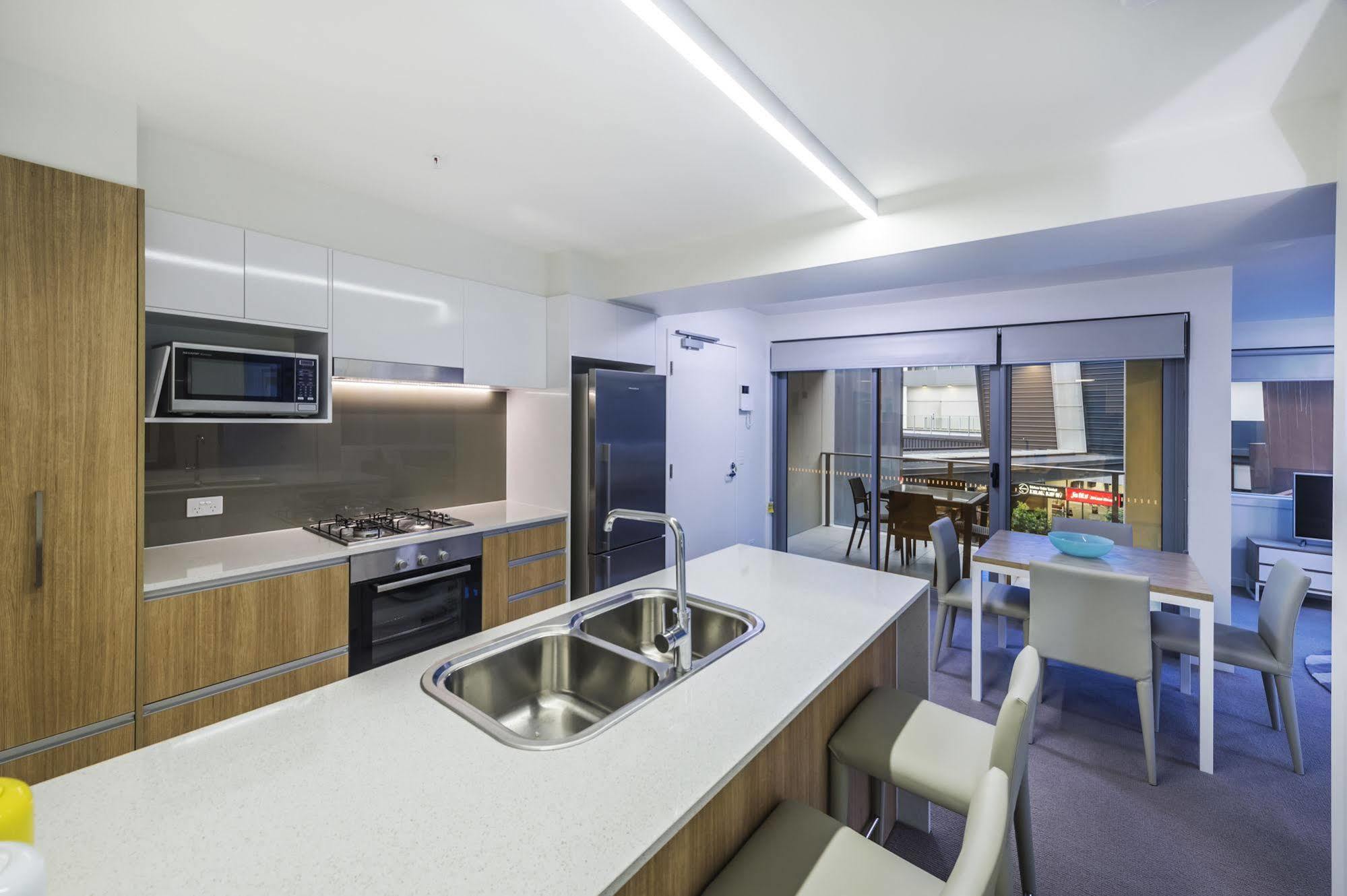 Link Portside Wharf Apartment Hotel Brisbane Exteriör bild